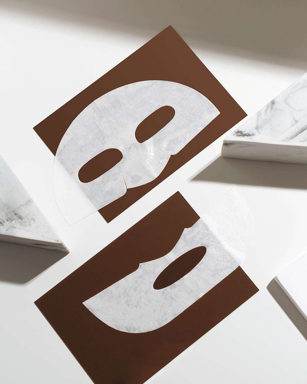 Professional spa-quality mask treatment for firmer, more youthful-looking ski