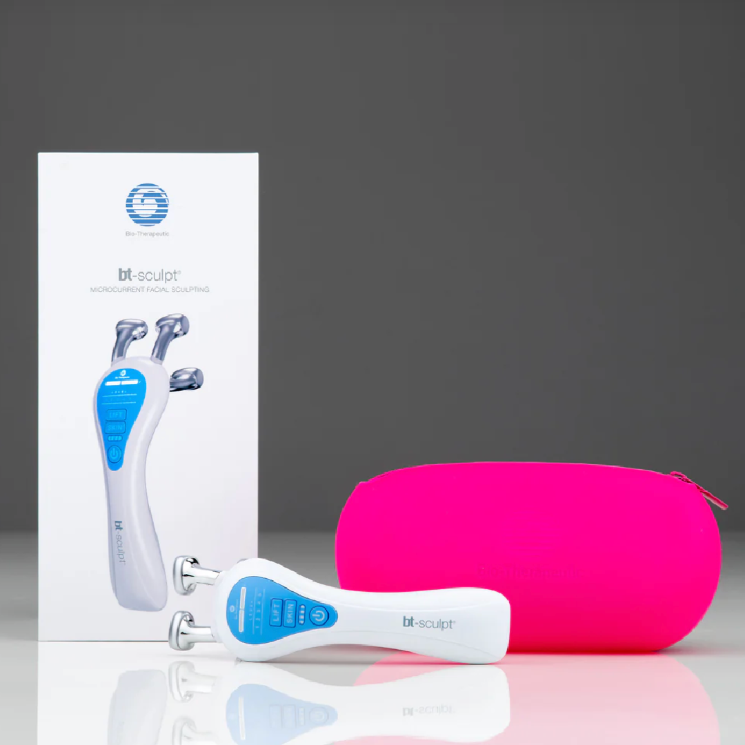 مجموعة كاملة من نظام نحت الوجه BT Sculpt تتضمن الجهاز والحامل والحافظة والشاحن - متوفرة مع شحن مجاني في جميع أنحاء كندا من Pink Avenue Skin Care Toronto