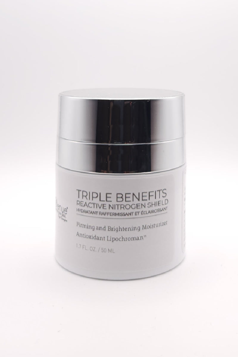 Der Dermatologe hat die Triple Benefits Face Cream entwickelt, Pink Avenue, Toronto, Kanada